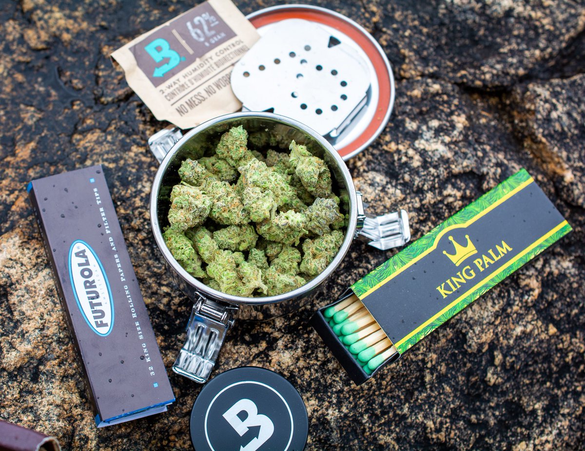 litlucidpodcast's tweet photo. Are you storing your cannabis properly? You can "SAVE THE TERPS" with this #BOVEDAChallenge Pack! @BovedaCannabis
ENTER TO WIN via Lit & Lucid's Instagram Page!
Winners will be announced on Friday May 15th! *Cannabis not included ๐
#SaveTheTerps #WhatsInMyWeed https://t.co/y4iEwas8Tc