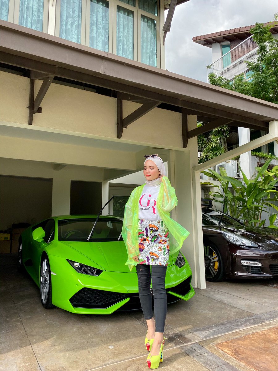 ilaisya_'s tweet photo. The day is not even finished but the amount of love i have received was just beyond my expectations ! Alhamdulillah ! Im one another year older, wiser and happier ! Thank you everyone for the wishes and doa. I finally hit the 20’s 😭❤️ Happy Birthday To Me ! 🎉🎁🎈 https://t.co/Xj3imCxnSs