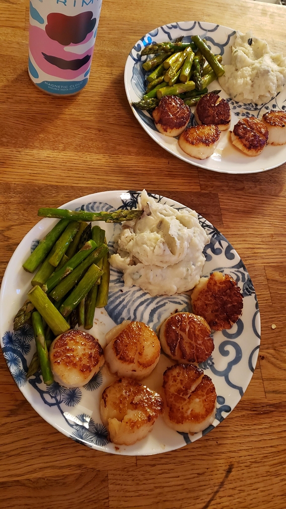 I Need That Food tweet media