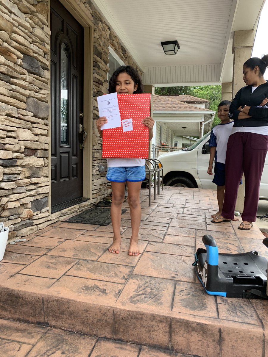 We had a great time awarding students today for their e-learning efforts! Look for the Kimberley Park 'Prize Patrol' again next Friday.  Keep working hard, Eagles! Soar High! <a href="/diamondcotton/">Diamond L. Cotton</a>
