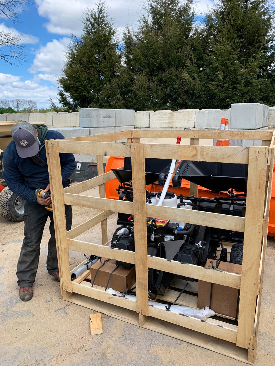 DCPC_Agronomy's tweet photo. Assistant Ryan Blake is one happy lad after the Spray Bugs were delivered today! #newtoys #efficiency https://t.co/1oTQRKW0f6