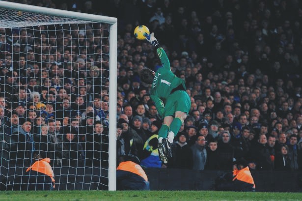 Unforgettable Goalkeeper saves.A thread.