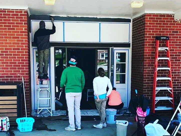 FBCSevCollege's tweet photo. Big shoutout to everyone who volunteered and helped us paint in the elementary building of @tkaseymour over the weekend! Thank you all for your servants ❤️ #newpaintjob https://t.co/3GqAdKW79F