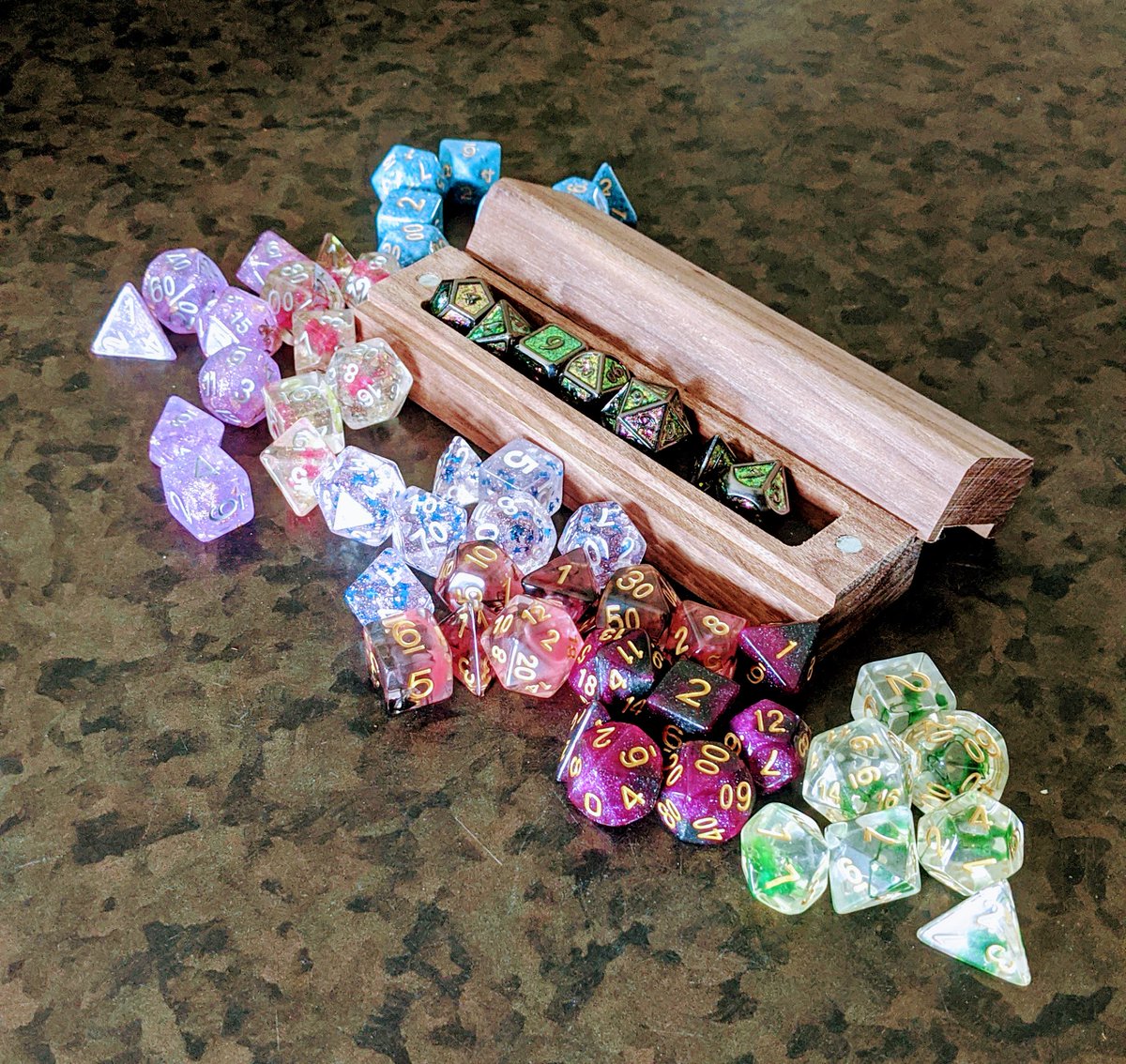 backlands_ca's tweet photo. Just got my new dice from @DiceBard and can't wait for my next game night! Maybe it will come with an extra nice backpack that they are giving away! #X95WSQ #XDJVYQ https://t.co/OE3dq19wPY