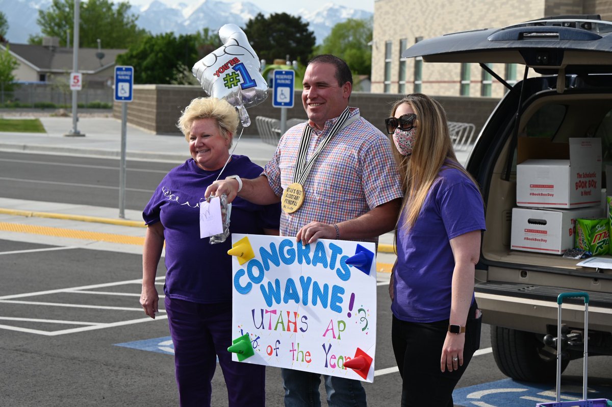 slcschools's tweet photo. Congratulations to Wayne Culley, the Assistant Principal at Meadowlark Elementary! This morning, Mr. Culley was surprised to learn he has been named the Utah Elementary Assistant Principal of the Year by the Utah Association of Elementary School Principals. #OneSLCSD #uted https://t.co/rVpb1cI8I0