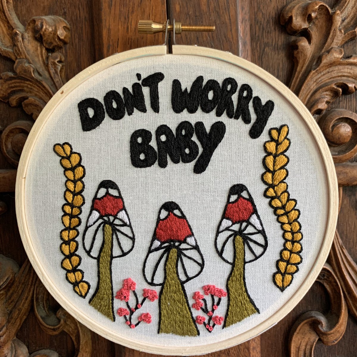 bat_grass's tweet photo. ✨commission piece✨ thank you bryan🤍 #embroidery #mushrooms #grassbat https://t.co/6gFZAqhbkN
