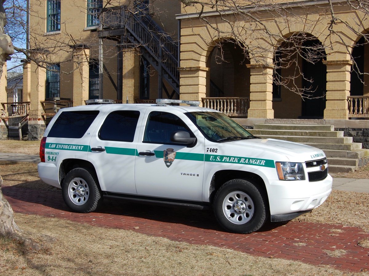 It's #NationalPoliceWeek and we want to thank #NPS rangers across the country who protect our national parks, including our own here at Sandy Hook. In these trying times, we’re especially grateful to them for keeping the parks open and safe. #PoliceWeek2020 <a href="/GatewayNPS/">Gateway Natl Rec Area</a>