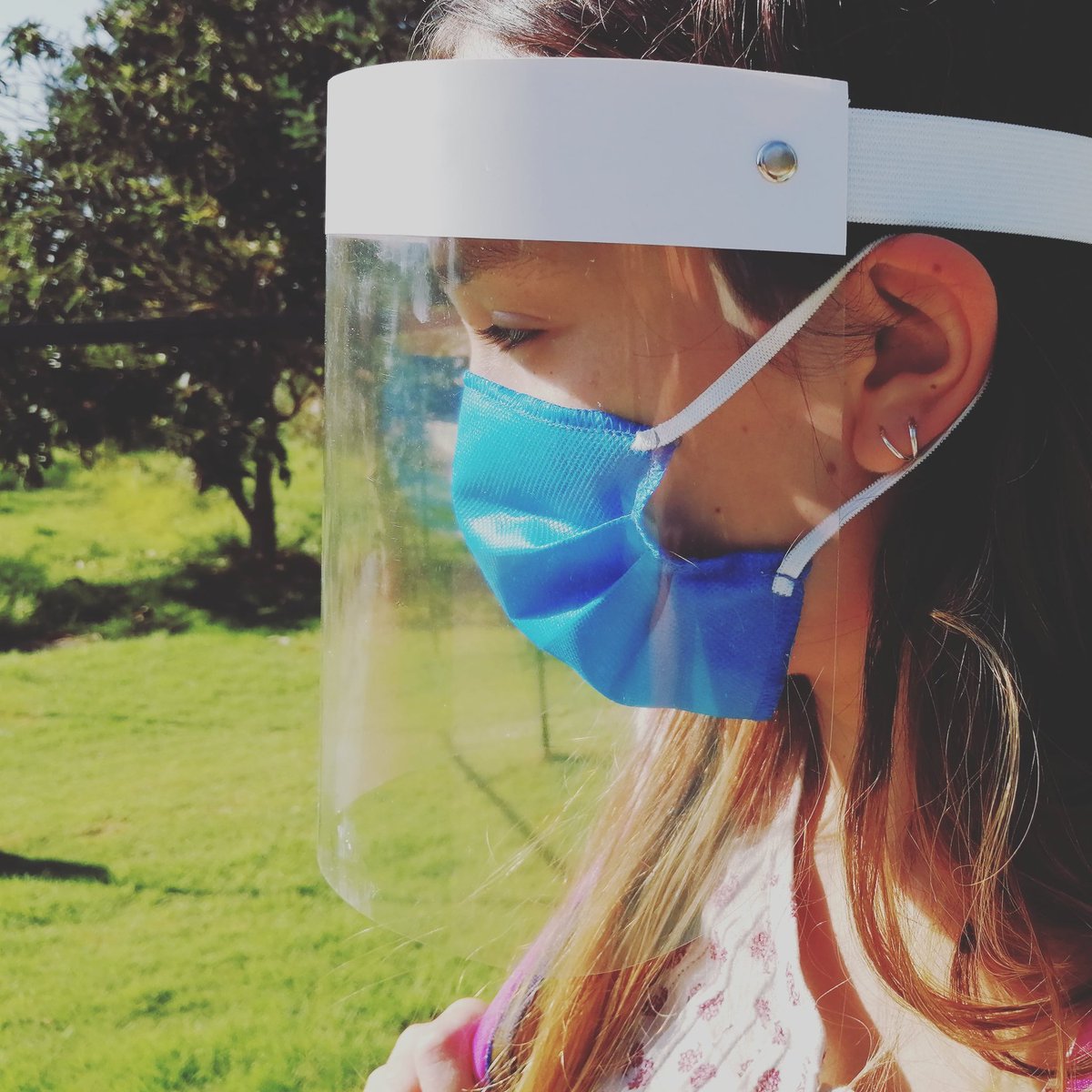 CKumbre's tweet photo. #Covid_19 #mascarillas #protectoresfaciales https://t.co/2ZAGjbm5Qe
