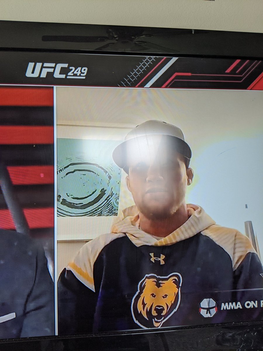 the_big_devo's tweet photo. Recognize @Justin_Gaethje for reaching the PINNACLE of athletic competition and became UFC champ, first University of Northern CO athlete to achieve All-American and now he's gonna be the champion of the most savage weight class in the UFC. GO BEARS BABY @UNCBearsWrestle https://t.co/IBpKghubHs