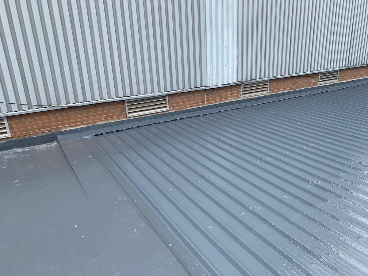 Works complete at Deeside Rainbow Hospital, proud to be able to help our local NHS @LiquidPlastics Sikalastic 625 and Pro-Tecta metal coatings used on various roof areas #ThankYouNHS #StaySafe #sika