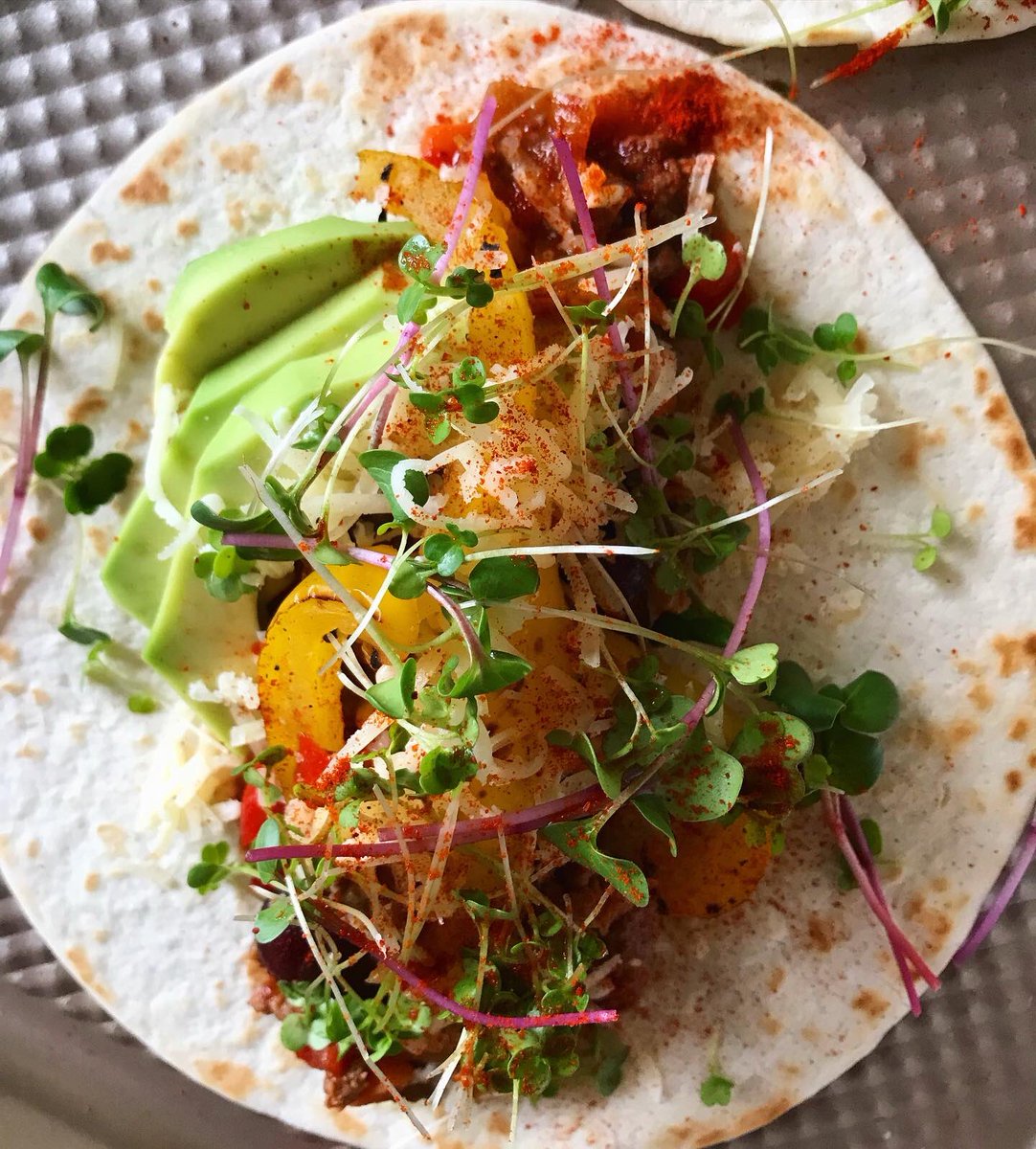 DeesidePantry's tweet photo. Taco Tuesday heaven... My homegrown broccoli, rocket and pea shoots (thank you Dad!) made this rather messy dish look infinitely better, but more importantly their flavour packed a real punch! Made using Herd’s butcher beef 🤤 Full recipe on blog soon https://t.co/S9wAJ8HG6b