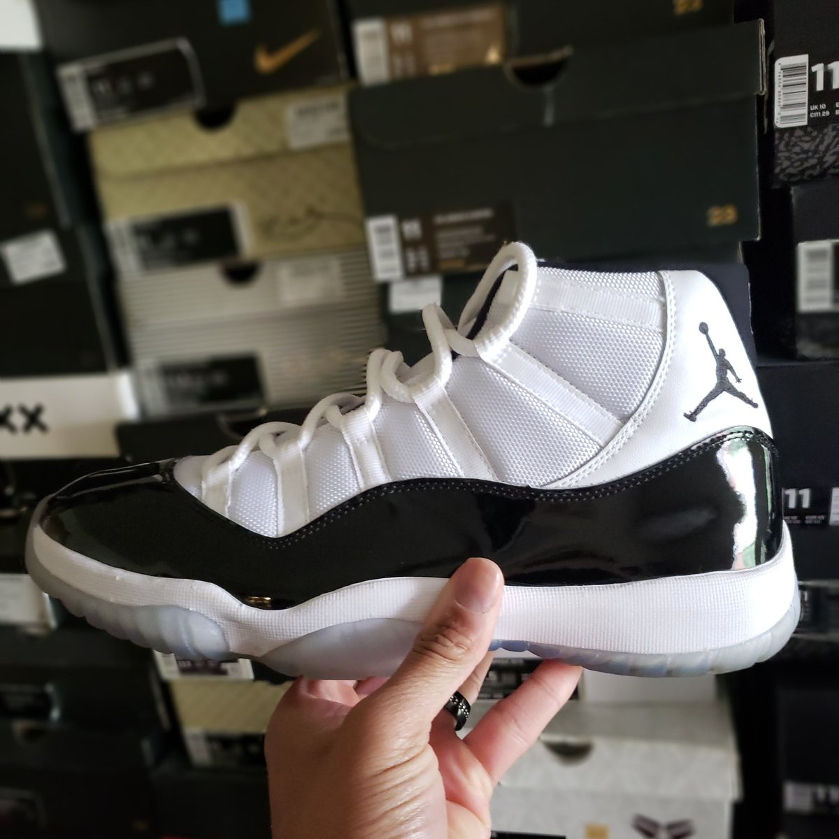 j3rd901's tweet photo. Last Dance!!
#airjordan11 https://t.co/nt7tOBhk0X