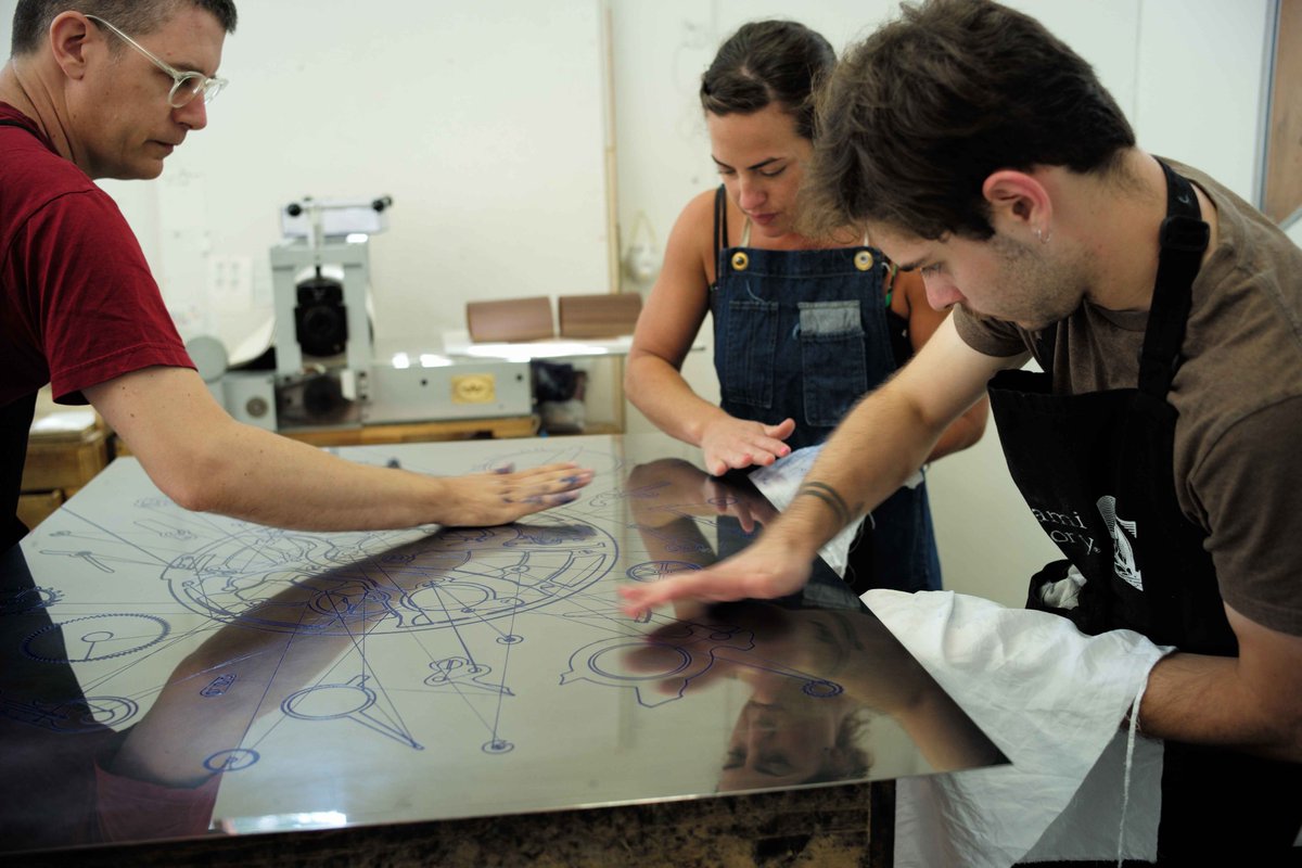 "Sometimes I like to start a project because of a tool or a machine that I discovered. I like to have a lot of dialogue between machinery.” -#AnaliaSaban

Printers Case Hudson, Amy Jo Toucey and Oliver Dewey in the etching studio. Photograph © 2016 Sidney B. Felsen.
#geminigel
