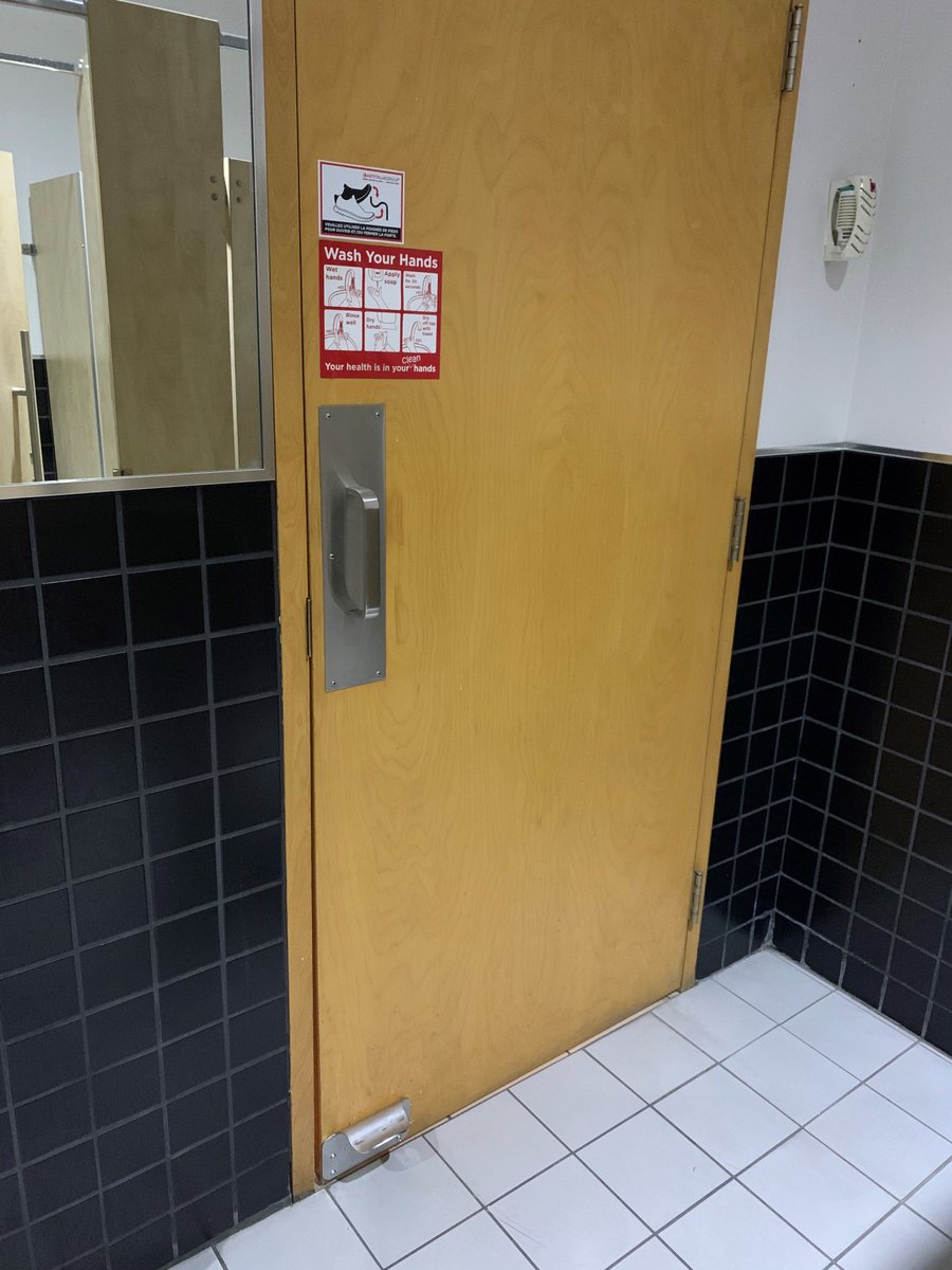 ArtitaliaInc's tweet image. Offer your clients and associates a safer environment with the foot door handle. It’s a low-cost solution that’s easy to install. cutt.ly/1ynvUpT
#CPMGcovidsolutions #doingourpart #InThisTogether