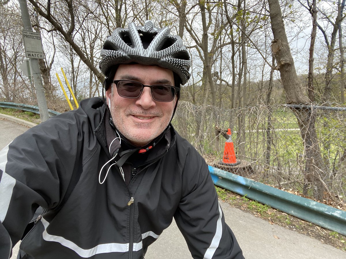 JohnGTech's tweet image. Hey @MagnetForensics, I went for a ride today to support @iplaylikeagirl as part of your fun #MVSDFIRFit2020, no snow today!