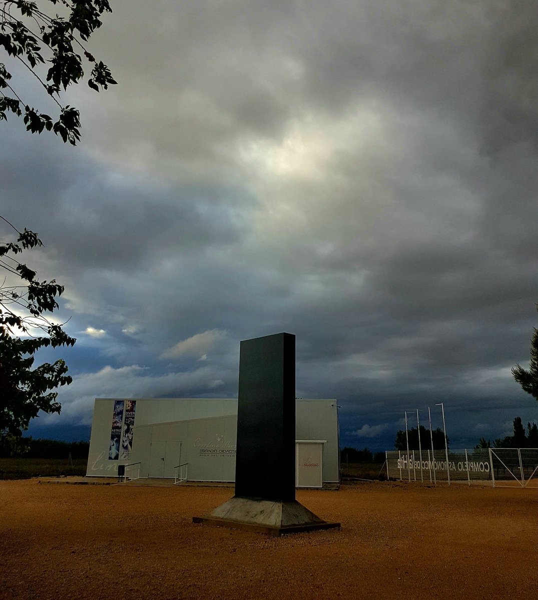 LeoAstronomada's tweet photo. Acercarme ¿ si o no? 🙊🤗 atrae esta #anomalíamagnética #TMA1
Voy...
Si no regreso... ultima ubicación: @AstroHita https://t.co/Z1ewGDgXlY