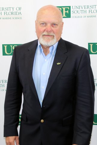 Julie Rose, host of "Top of Mind" from Sirius XM Radio will interview #USFMarineScience's  Steven Murawski about Deepwater Horizon! Tune in at 4:40pm with Sirius XM's Station 143.