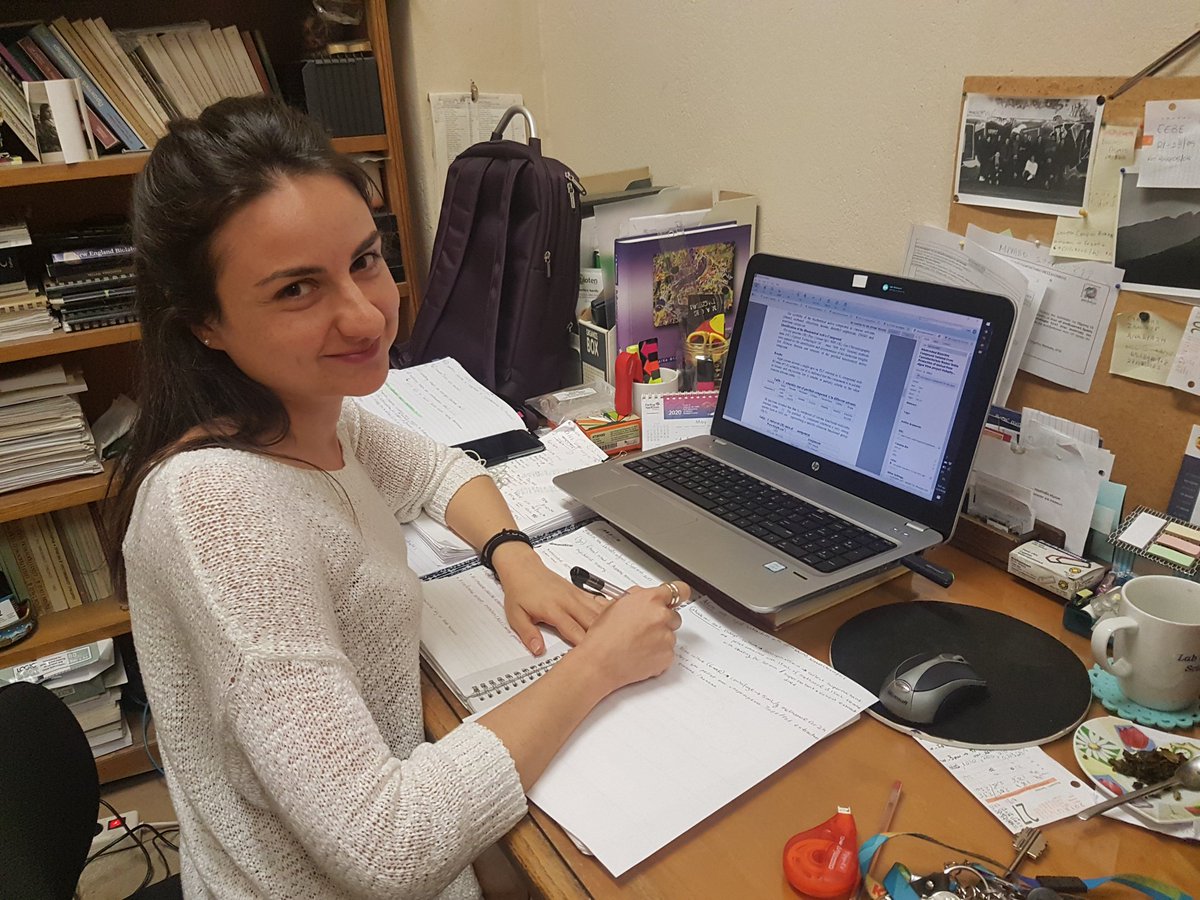 CyanoLabAuth's tweet photo. #happening now: #cyanolab PhD students @ULortou @ManthosPanou and @bota_nyet stay safe day and night in the lab https://t.co/RhhjJrpO8B