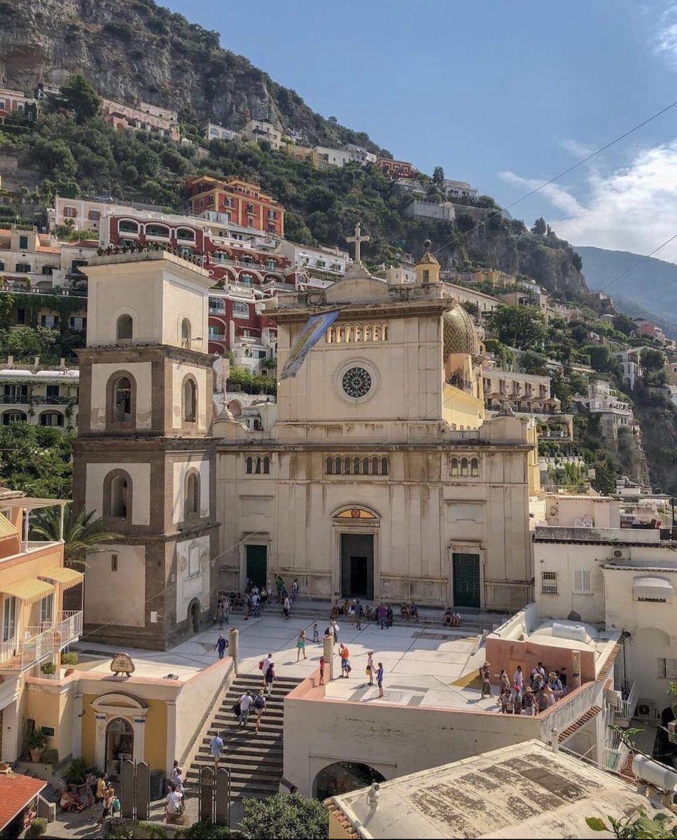 beautyofleos's tweet image. somewhere in northern Italy