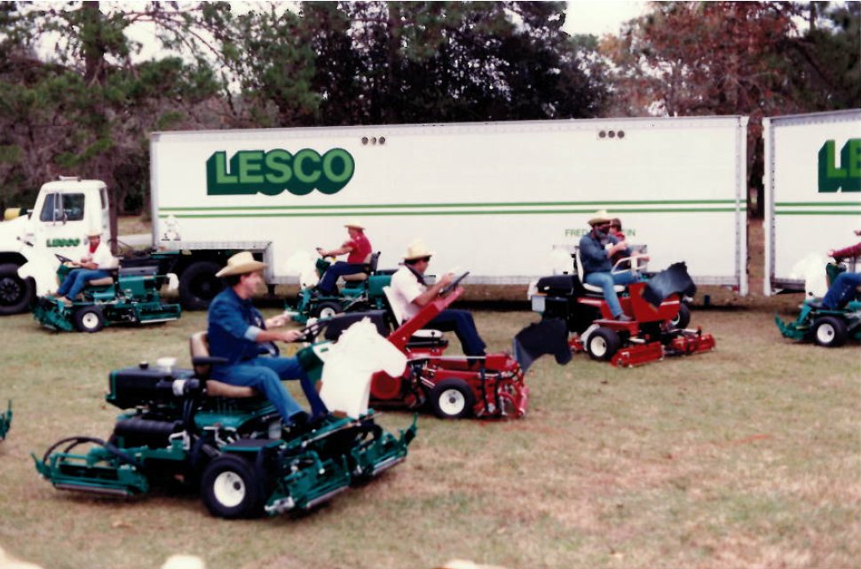 Who remembers #LESCO Store on Wheels? 🙋‍♂️