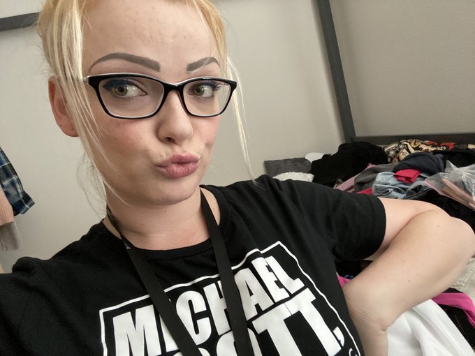 Hi cuteness https://t.co/VBabg7SwH8<a href="/tag/pussy"class="tags"><span>#pussy</span></a>