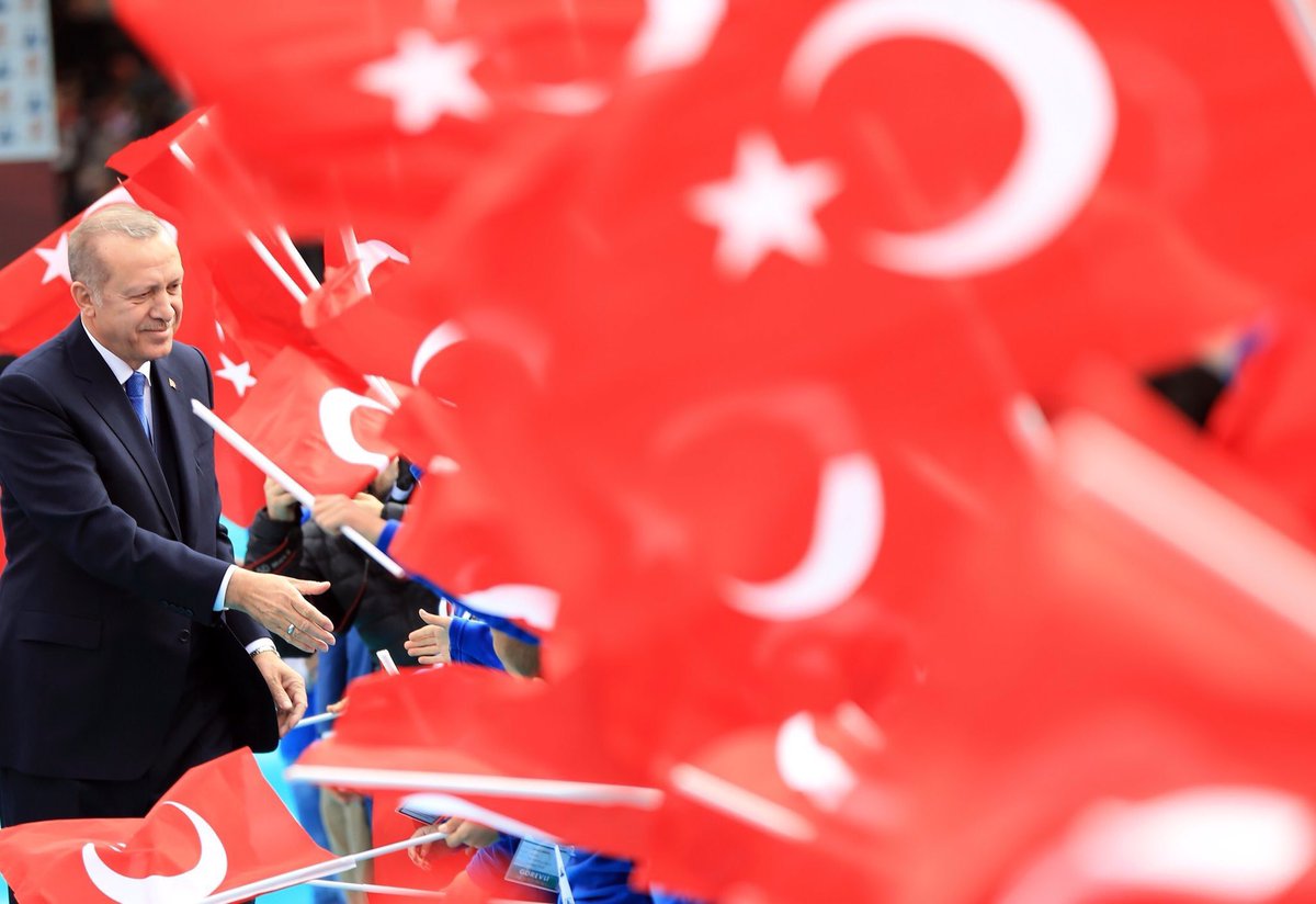 MuratKoseMamak's tweet photo. Sayın Cumhurbaşkanımız @RTErdogan'ın 
"SOSYAL MEDYADA DA BİRLİK OLALIM" 
çağrısı çok önemli

NEDEN Mİ?
🇹🇷#MilliHesaplarBurada olursa
Yalanla
İftirayla
Algı Operasyonlarıyla
güçlü bir şekilde mücadele edebiliriz

#MilliHesaplarYanyana kalmasınlar, birbirlerini de takip etsinler 🟢 https://t.co/07uFpyHW24