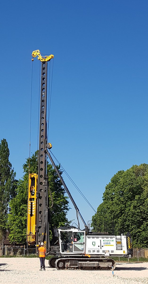 Flashback time - photo 1 was taken by me in August 2006 - which was our rig "G1", an early model Junttan. Photo 2 taken by me today, nearly 14 years later of our latest Junttan rig "G25". Same old sky, same old me, same old work -  but different machines!