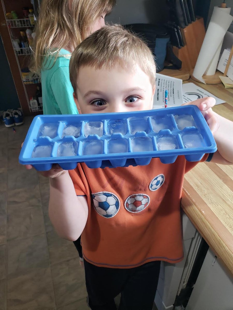 Mrs_Ps_class's tweet photo. We are being creative using what is available at home for math and language. @TBCDSB_Hornets @tbc_schools @OECTAProv #grade2mathfun #grade2languagefun https://t.co/jdO06mcEAz