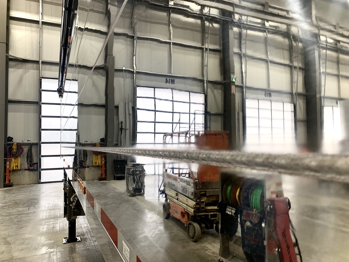 Titanthinwall's tweet image. Some shine on the shop floor.

#titantrailers #titanthinwall #aluminumweld #aluminum #titanfinalfinish #goodwork #polishedaluminum #grainhopper #trucking #hauling #madeincanada