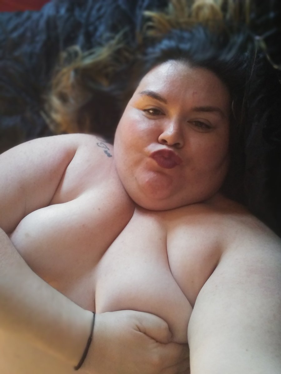 bigbodyash's tweet photo. BBW titty tuesdays are 🔥 on my page check it out.

https://t.co/qupbHCZKXV

#onlyfansgirl #OnlyFansPromo #BBWSUSA #biggirlstatus #freaky https://t.co/iLCehTbC9z
