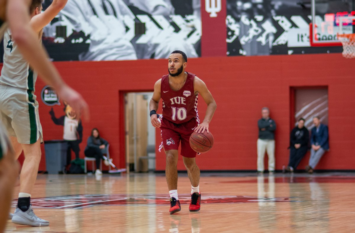 IUEMBB's tweet photo. Advice for current/future Red Wolves: "Treat each day as if it's your last, and keep god first"
2⃣0⃣2⃣0⃣ Graduate ✅
#RedWolfNation | #OnRoot | @B_Smoov_Yall https://t.co/2D72DKnjBa
