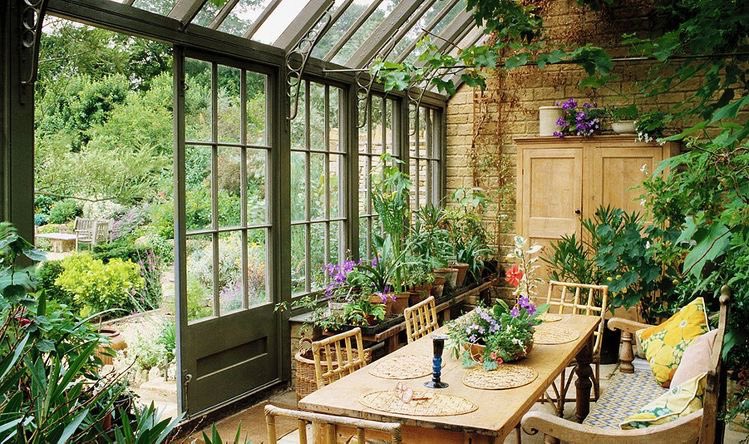 Choose one: conservatory