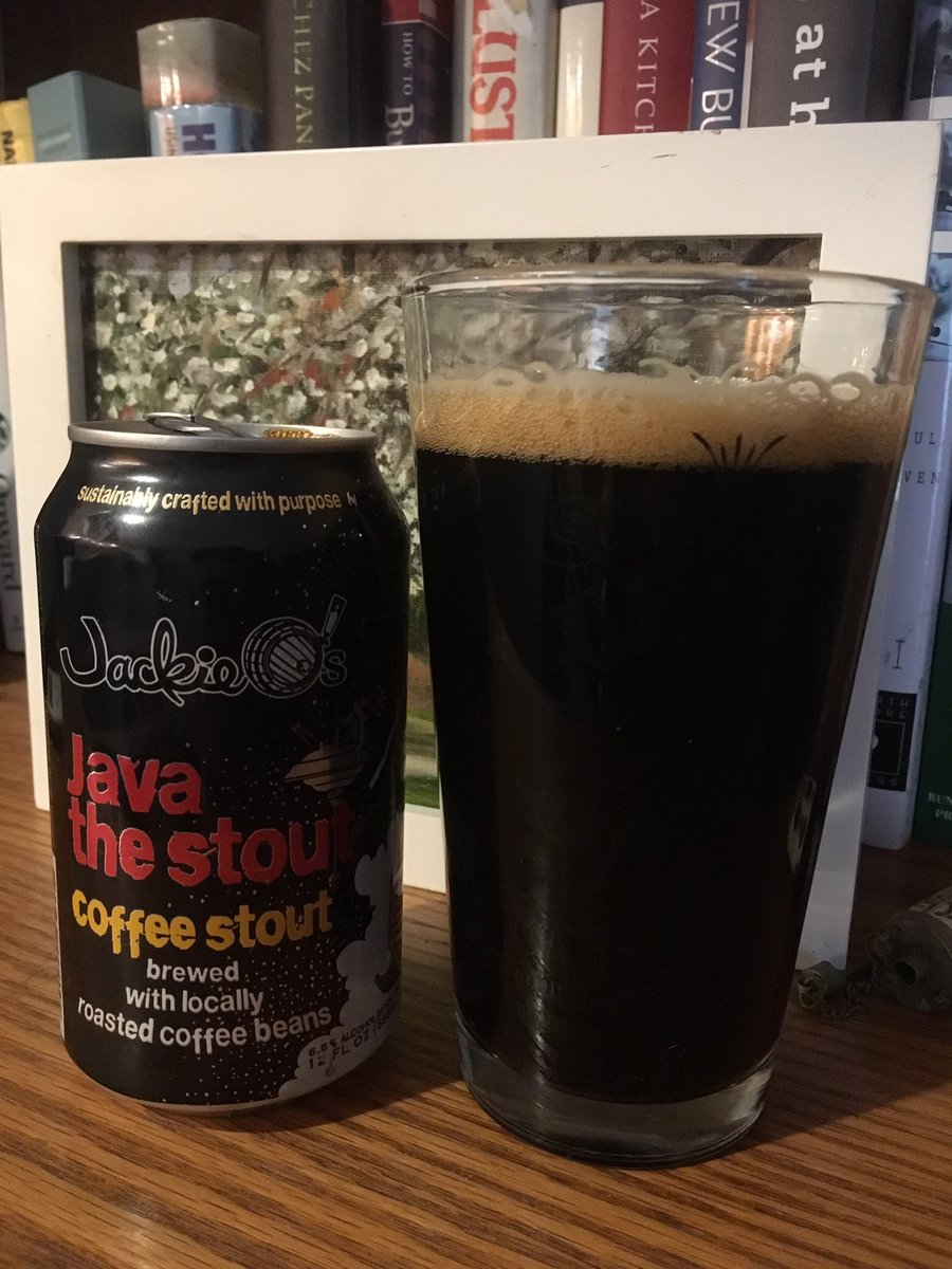 beer4strgclimat's tweet photo. Shoulda had this on May the 4th but hey-ho... @JackieosBrewery &Pub Java the Stout
Coffee stout 6,5% abv
Deep obscure brown
Brewed w locally roasted coffee beans
Brewed coffee aromas plus Lindt dark chocolate flavors #CraftBeer #StarWars #beer #javastout #BeerForStrangeClimates https://t.co/aODSCdolZP