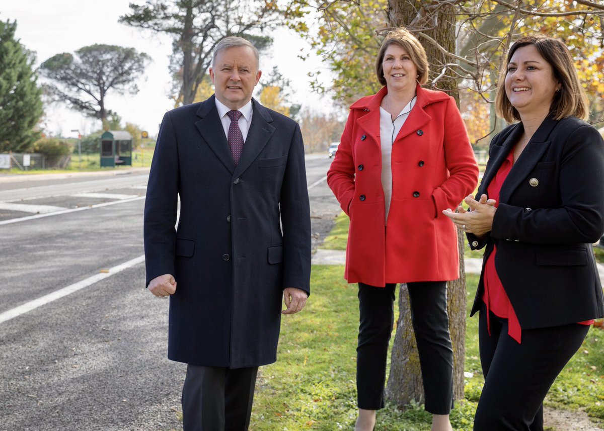 AlboMP's tweet photo. The LNP have forgotten about the people of Eden-Monaro.

Scott Morrison cut annual investment in the Barton Highway by almost 70%. He’s missing in action.

When it mattered, @KristyMcBain was with her community. Now she’s fighting for their fair share of infrastructure funding. https://t.co/sNvDOVYr2Q
