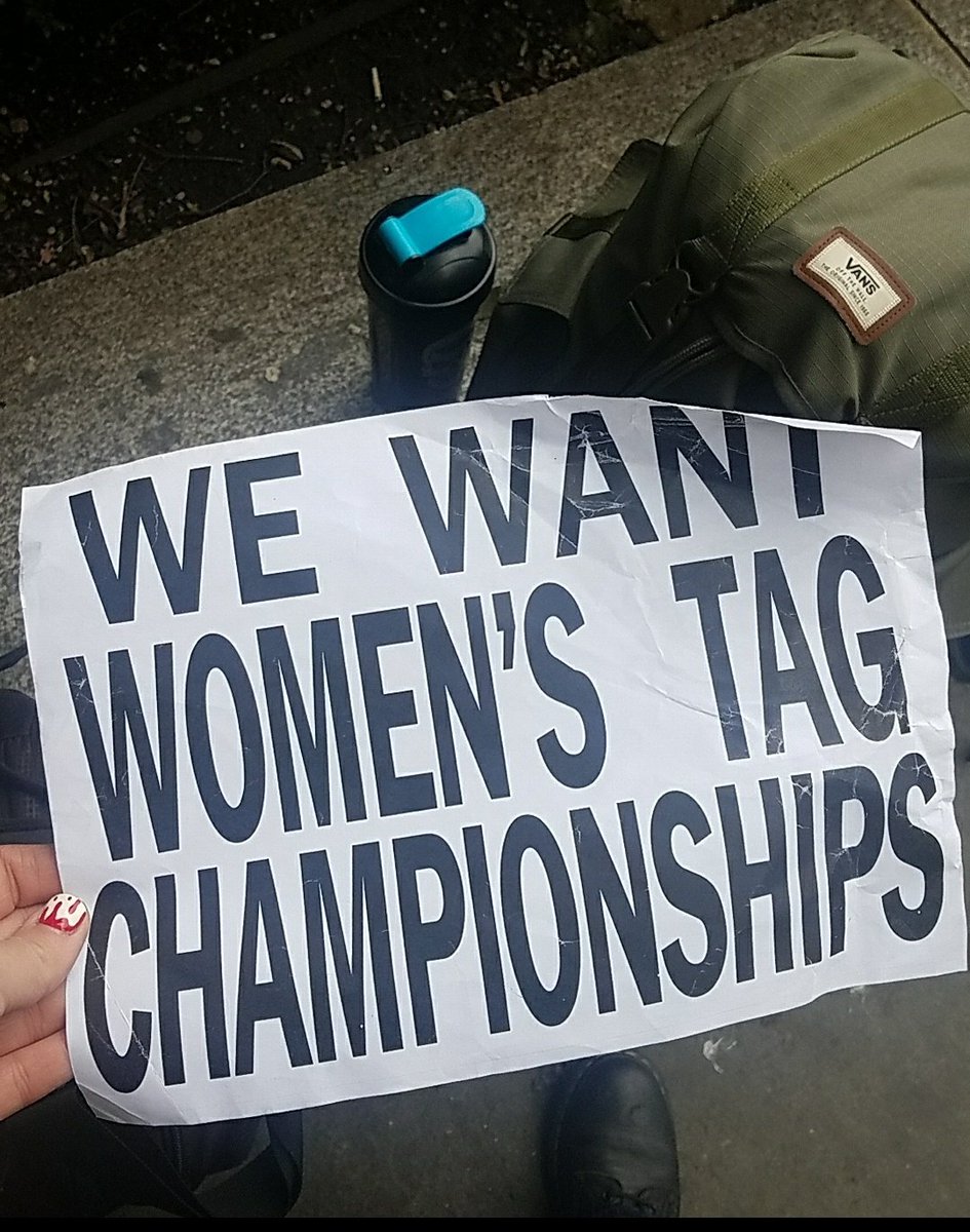 valcapone's tweet image. This is as amazing as you knew it'd be.  Not just the interview (but also the interview), but the #IIconics triumphant return.  Can't wait to see @BillieKayWWE &amp;amp; @PeytonRoyceWWE as the 2-time Women's Tag Champs!

(sign from #Evolution2018 )