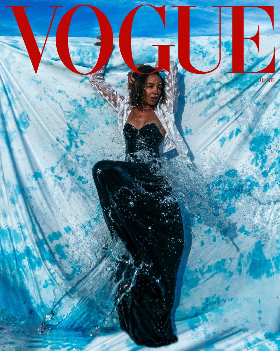 kihmberlie's tweet photo. Been seeing self shot magazine covers more and more recently...so I turned a few of my at home photo shoots into Vogue covers 👀 https://t.co/gqnAfHwZ60