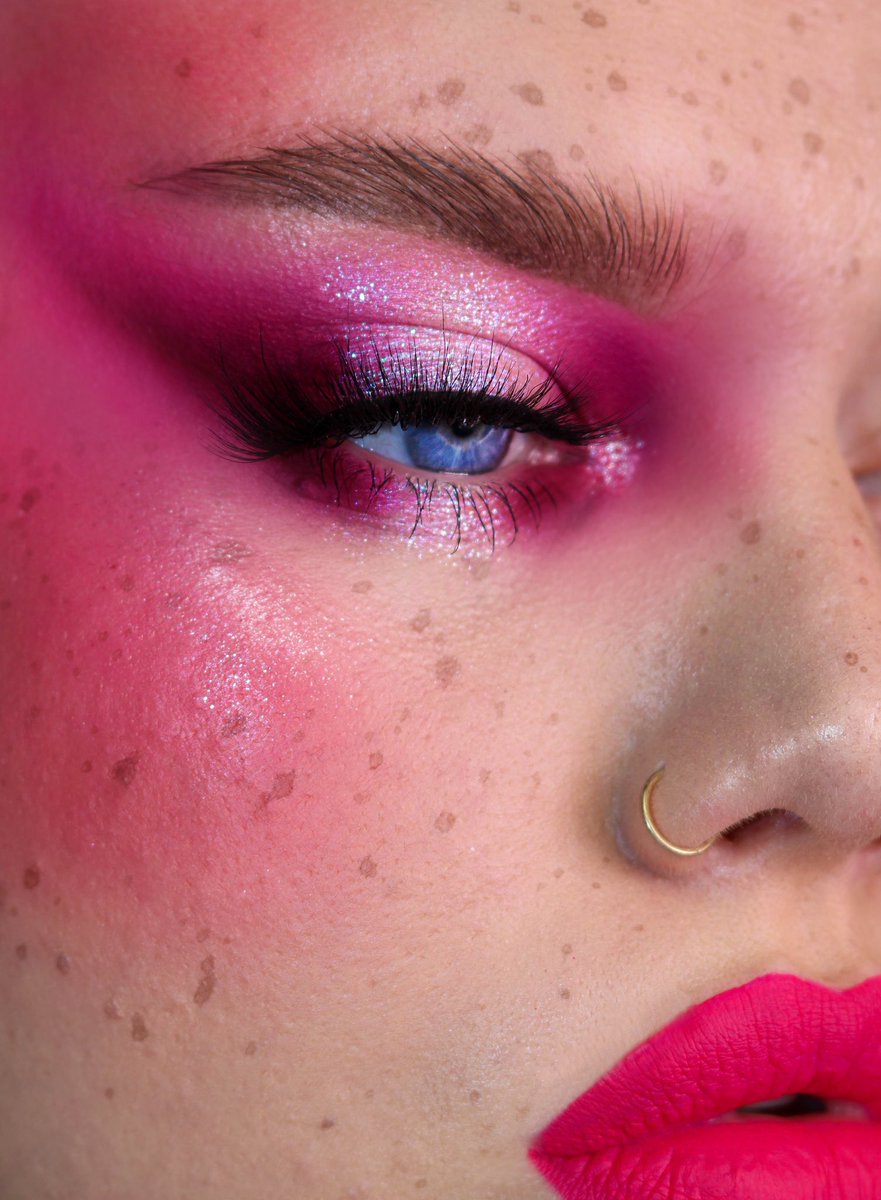 Very obsessed with the @norvina1 VOL. 4 🙌🏻🥺💕 #norvina #anastasiabeverlyhills