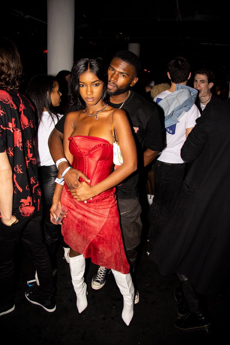 calwitthecam's tweet photo. @MariamaDiallo__ @BroderickHunter We Needa Do A Shoot .... Once NYC Is Safe Again π€πΎπ₯ #ShotByMe #CalvinGProductions #CalvinKleinNYFW #NYFW @CalvinKlein https://t.co/EGApBWYsXm