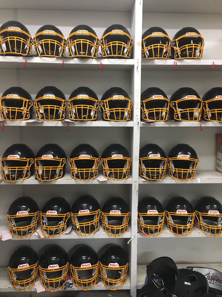 WeNotMeFootball's tweet photo. Nothing better then the Black &amp; Gold. New helmets arrived today. Thanks @RiddellSports for taking care of EHS football. #WENOTME. https://t.co/EgKArgnOdp