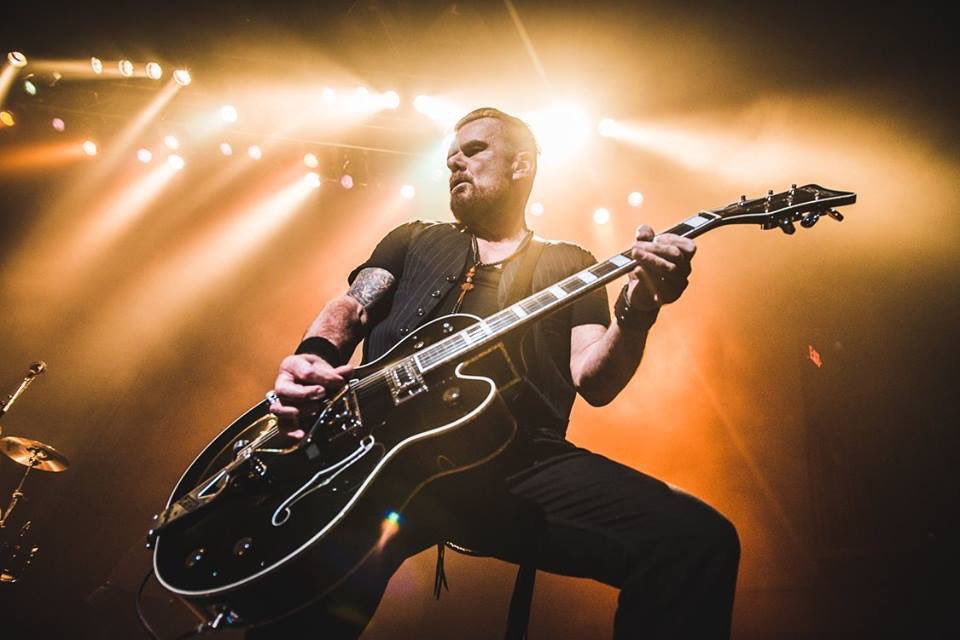 Zap_City13's tweet photo. #HappyBirthday to my #favorite guitar heavyweight! #LongLive @TheBillyDuffy and wishing many more to come! 🎂🎂🎂👍👍👍 #CFFC #BadFun #Falcon 🔥🔥🔥 \m/ https://t.co/t3SD0Cuajp