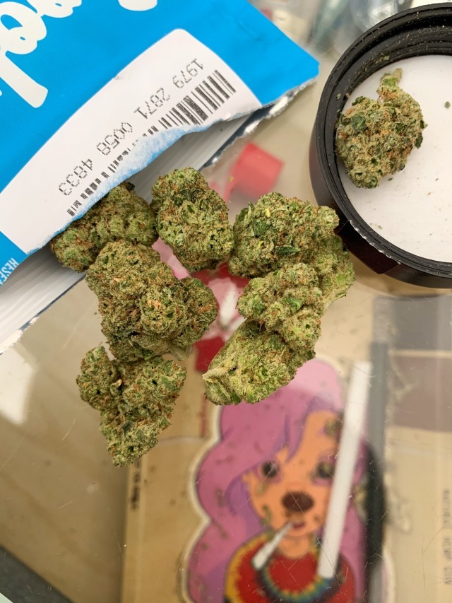 Keep it smoky, Twitter! #weed #hightimes #cannabis #legalize