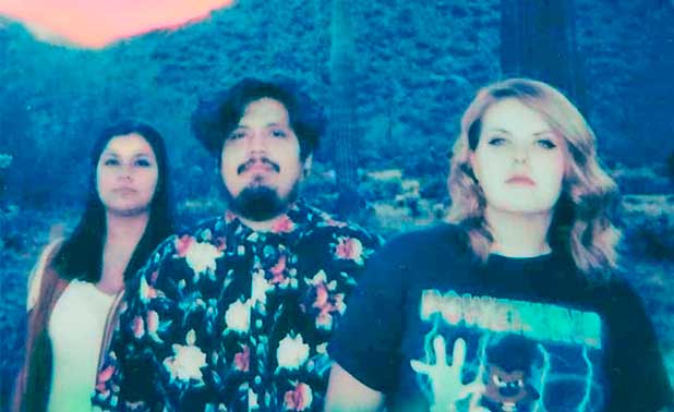 ZoneNights's tweet photo. #APastelSky es el nombre elegido para el más reciente sencillo de nuestros amigos de #CitrusClouds. Sin dudas, debe ir directo a tu #playlist. Escuchalo acá! #NewMusic #NewSingle #listennow #dreampop #shoegaze 🍭
https://t.co/wtJrsUVaBO https://t.co/DxdShPNatE
