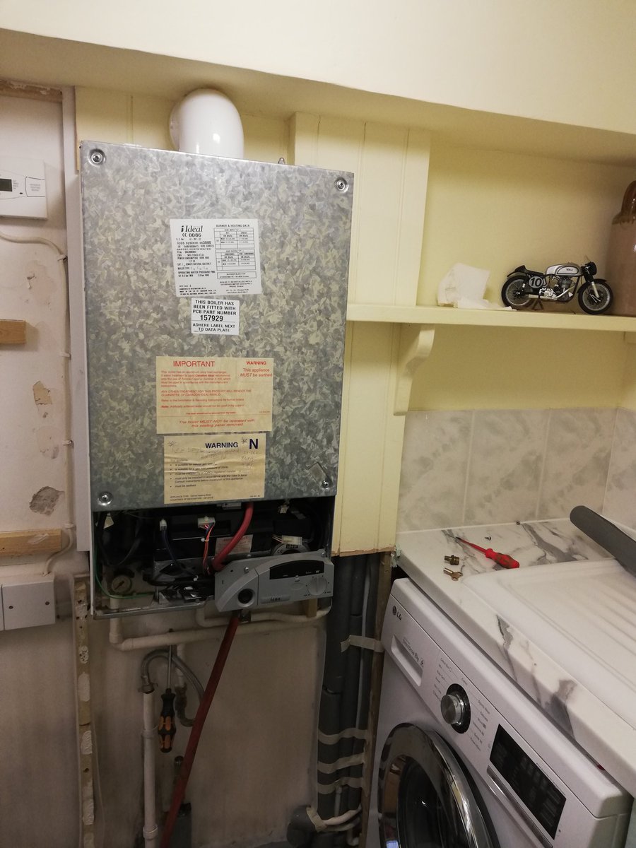 padoloughlin's tweet photo. Finished off today in Stalbridge, Ideal out &amp; new @vaillantuk ecofit pure with @SpirotechUK for good measure.
This customer cladded everything in sight the beggar!
#waterlego https://t.co/eVbyNKu57f