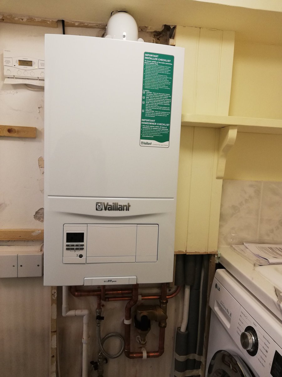 padoloughlin's tweet photo. Finished off today in Stalbridge, Ideal out &amp; new @vaillantuk ecofit pure with @SpirotechUK for good measure.
This customer cladded everything in sight the beggar!
#waterlego https://t.co/eVbyNKu57f