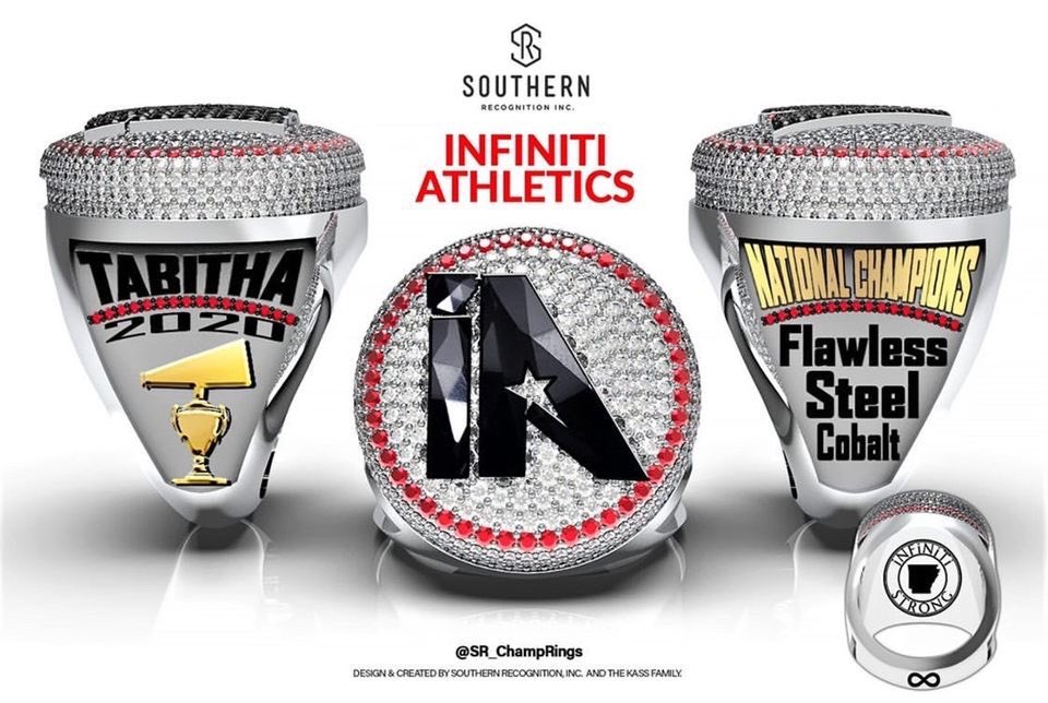mugglenurse's tweet photo. She can’t wait to add this to her collection.  #nationalchampx3  #undefeatedseason #iasteel #iacobalt #iaflawless @SR_ChampRings  @iNFiNiTi_CDT https://t.co/R0mSwDv0a8