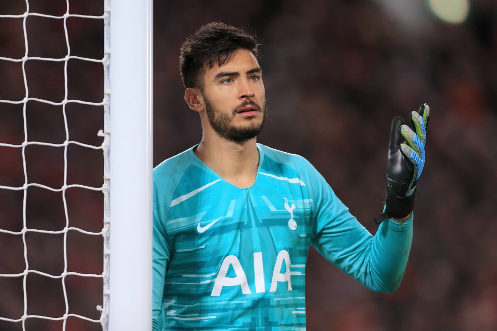 PAULO GAZZANIGA:Doesn’t command same respect, aura, or trust as Lloris. Good athleticism, can keep passes flat so they reach target quicker, more accurately, easier to control. But just doesn’t have that level of security/influence to be first choice. Good understudy
