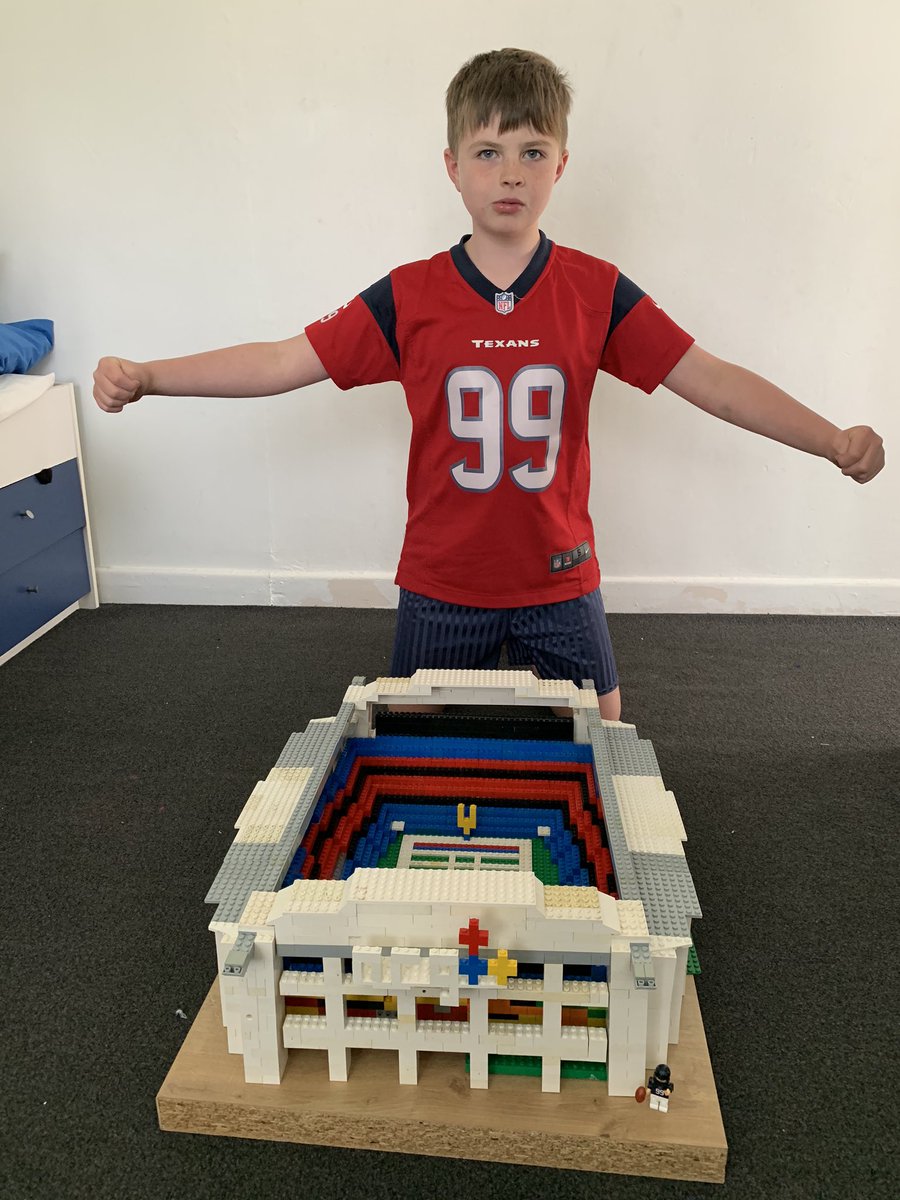 gp3legend's tweet image. During Lockdown in the UK Archie decided he wanted to build the @nrgenergy stadium, home of his favourite @NFL team the @HoustonTexans ,out of his @LEGO_Group blocks. He hopes his favourite player @JJWatt likes it #Texans #roofopen #legostadium #lockdownuk