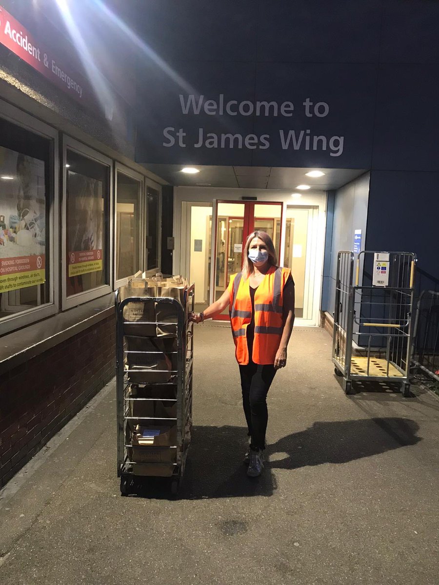 Thank you <a href="/MustardFoods/">Mustard Foods</a> for the late shift dinner of Carrot, Ginger and Turmeric Soup, Jackfruit Penang Curry, or Provencale Chicken, simmered in a rich tomato sauce!🌈🥰👌. #InternationalNursesDay #COVIDー19 #doshfornosh #London #NHS