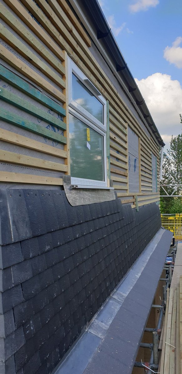 GSJoineryYorks1's tweet photo. Stud walls up inside this dormer and 1st fix electrics complete and on with fitting tiles to the outside walls and installation of windows. #builders #joiners #extendyourhouse #yorkshire #HomeImprovement @Checkatrade @SelcoBW see https://t.co/WPOCQ8ADsk for more https://t.co/QVGIcQoFZ7