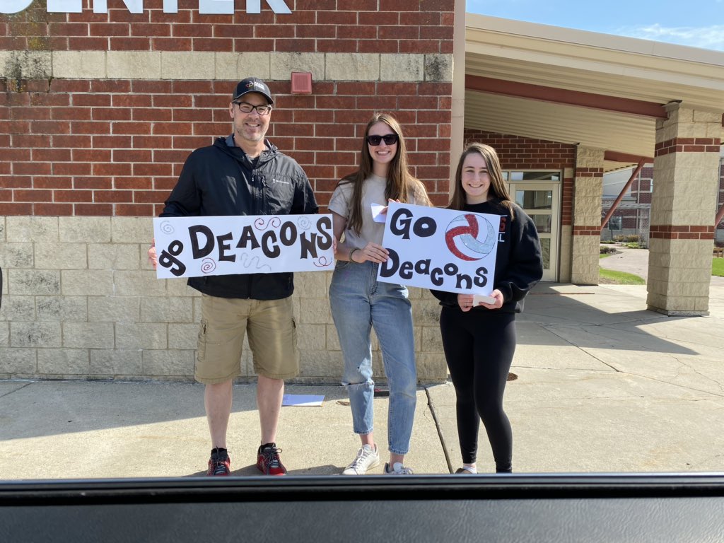 Welcome to our new volleyball coaches🏐 ‼️